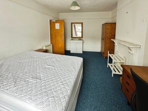 Photo 4- click for photo gallery